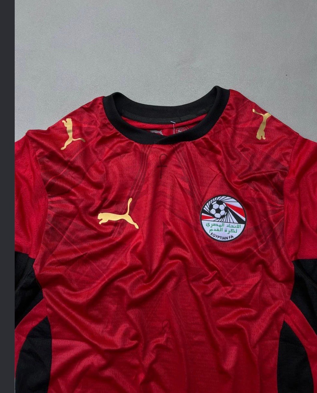 أطقم منتخب  مصر ( احمر)