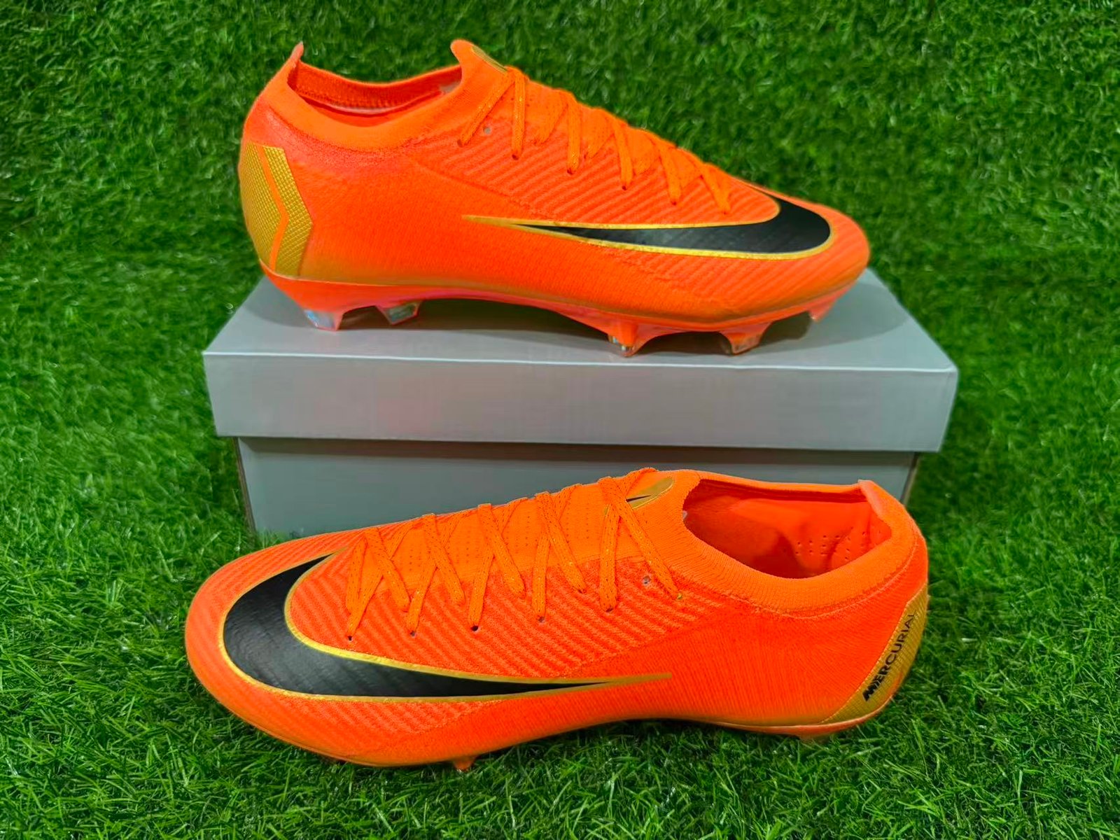 (اورنج قط) NIKE ZOOM