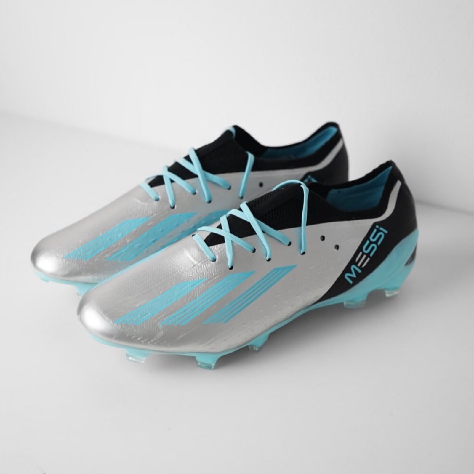 (مسي) Adidas X