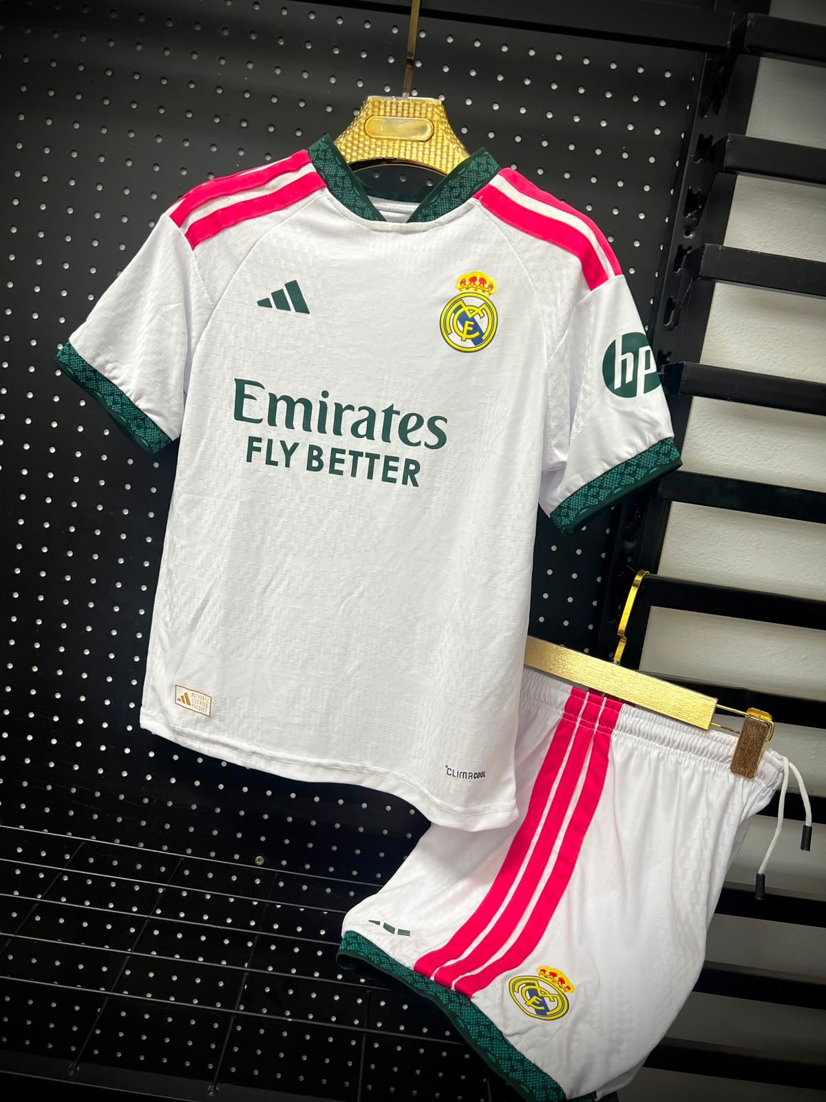 (ابيض) طقم ريال مدريد اطفالي