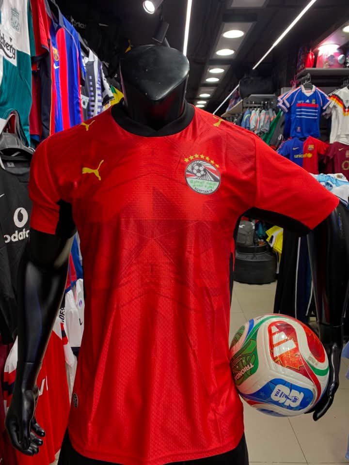(احمر) Egypt T-shirt
