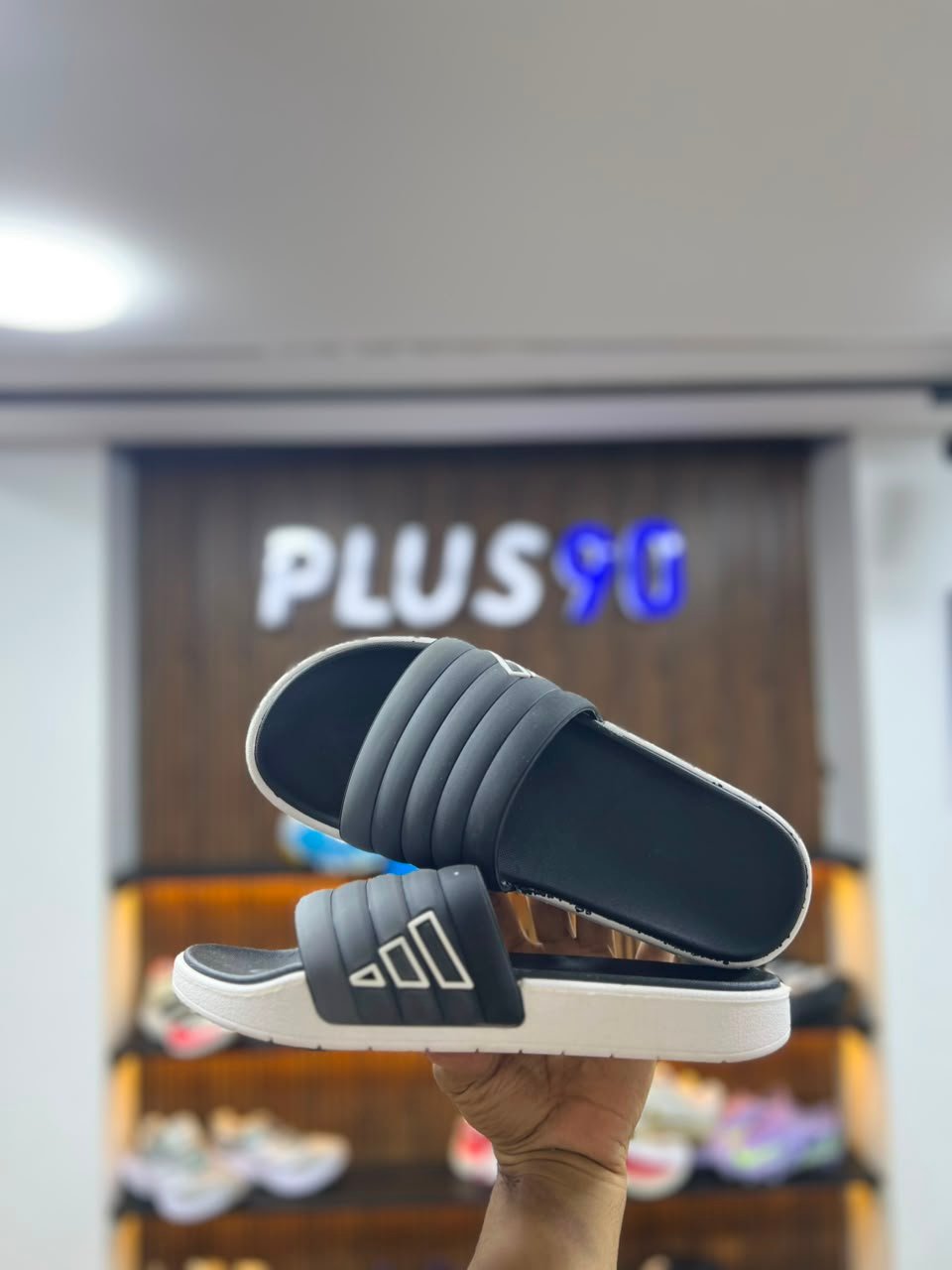 (اسود) Adidas