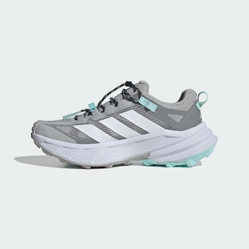 (رمادي) Adidas Terrex