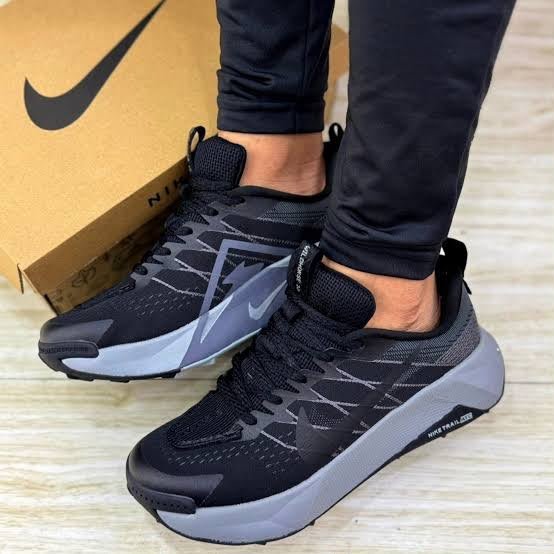 (اسود) Nike Pegasus Trail 5