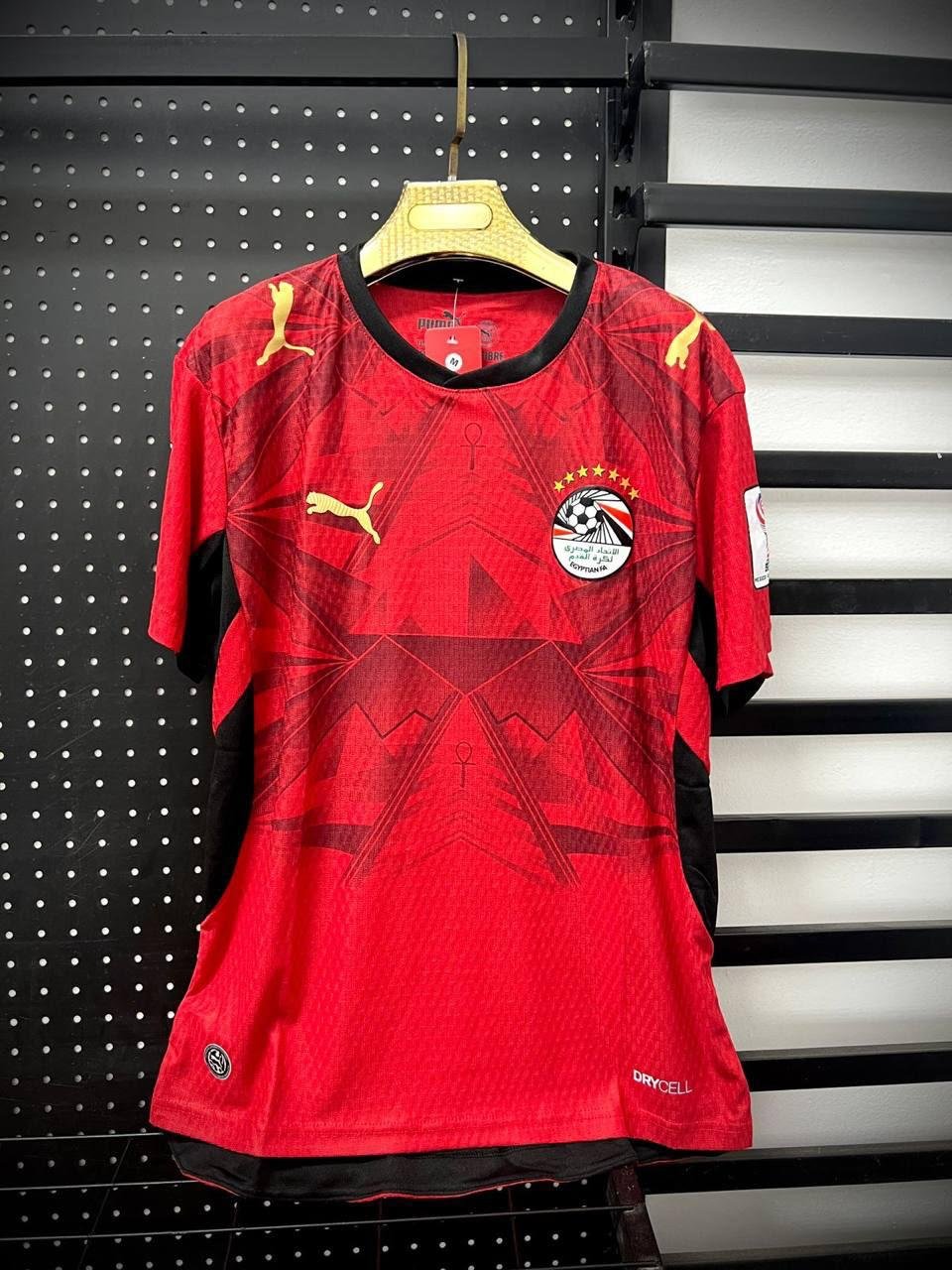 (احمر) Egypt T-shirt