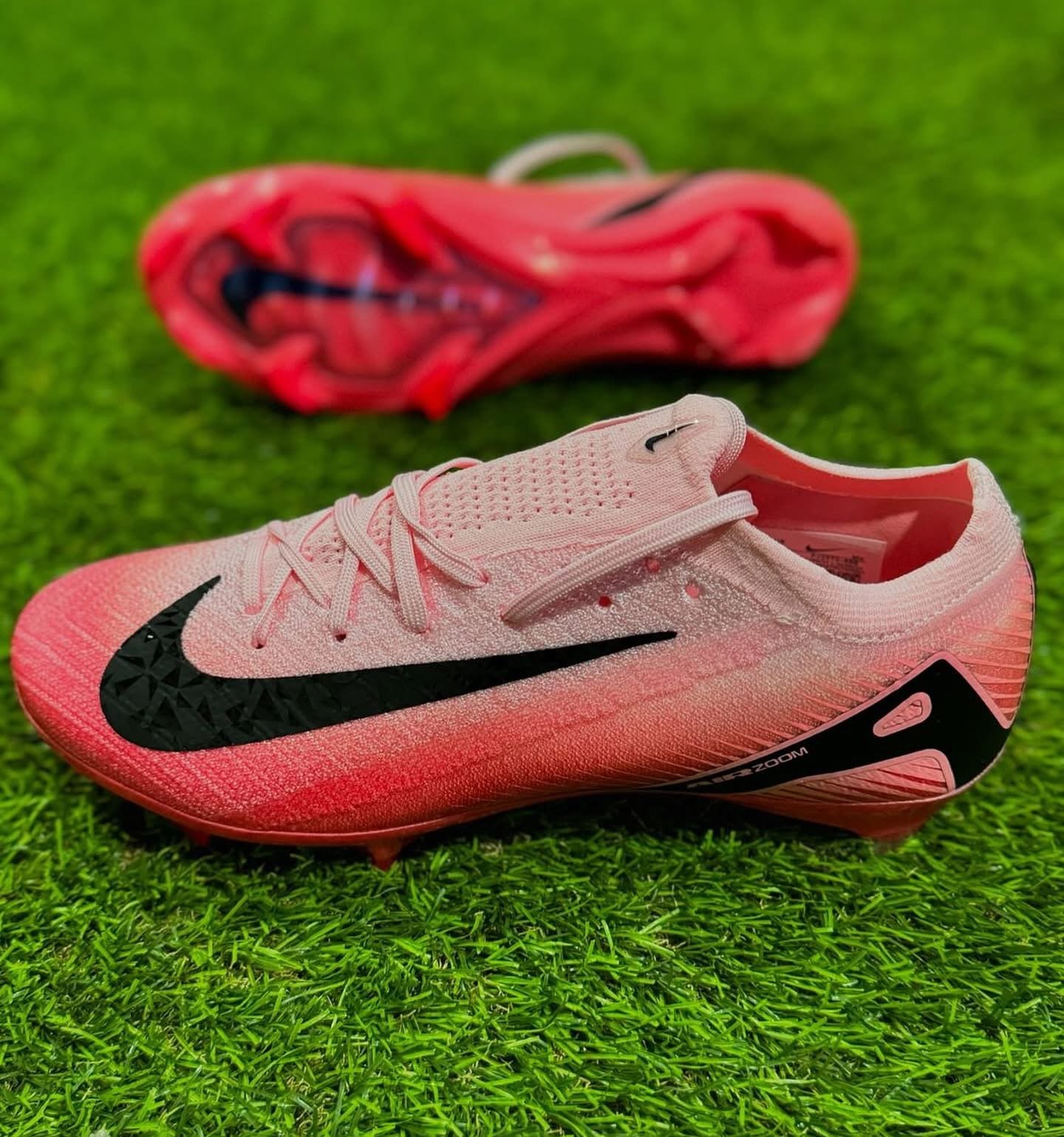 (بينك) Nike zoom